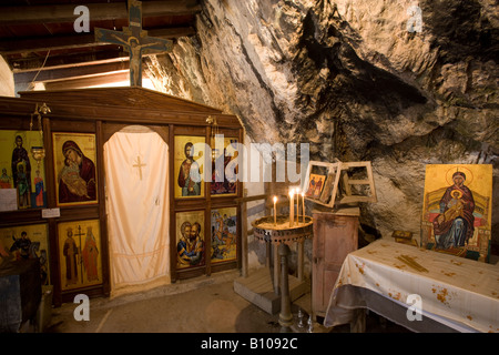 Kreta-Griechenland-Kapelle im Inneren der Höhle AYIA SOFIA Stockfoto