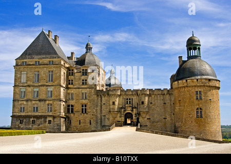 Chateau de Hautefort in der Dordogne-Region von Frankreich umgebaut wesentlich im Anschluss an eine große Feuer im Jahr 1968 Stockfoto