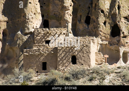 Main Loop Trail in Frijoles Canyon am Bandelier National Monument, New Mexico Stockfoto