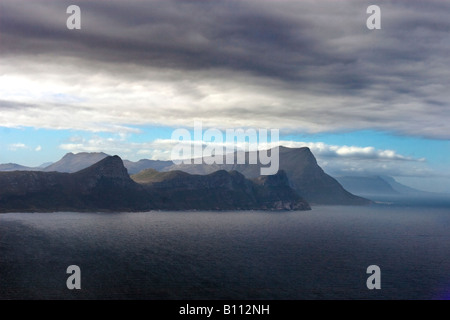 False Bay und die Table Mountain National Park gesehen vom Cape Point Stockfoto