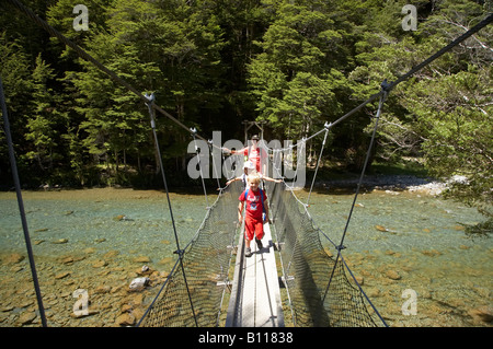 Drehbrücke über Caples Fluss Caples und Greenstone Täler in der Nähe von Lake Wakatipu Südinsel Neuseeland Stockfoto