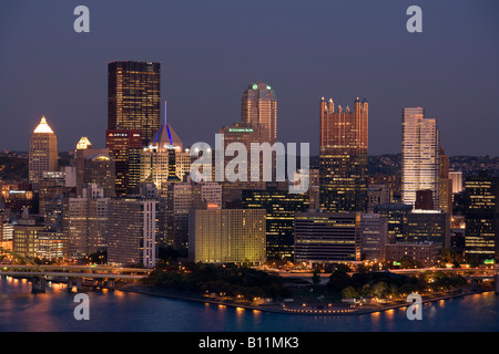 SKYLINE VON DOWNTOWN PITTSBURGH PENNSYLVANIA USA Stockfoto