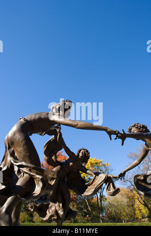 THREE DANCING MAIDENS (©WALTER SCHOTT 1947) UNTERMYER FOUNTAIN CONSERVATORY GARDEN CENTRAL PARK MANHATTAN NEW YORK CITY USA Stockfoto