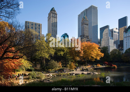 2007 HISTORISCHER TEICH CENTRAL PARK SOUTH SKYLINE MANHATTAN NEW YORK USA Stockfoto