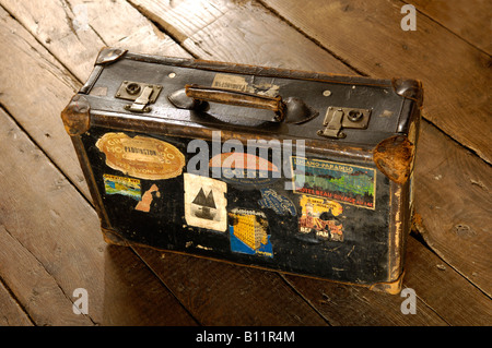 Eine alte und weit gereisten Koffer UK Stockfoto