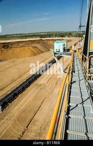 60m hohen Seilbagger in einer Braunkohle-Oberfläche mine in der Nähe von Profen, Leipzig, DDR Stockfoto