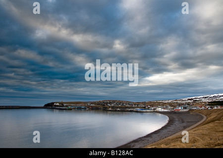 Sonnenuntergang über Skjalfandafloi Bay, Husavik, Island Stockfoto