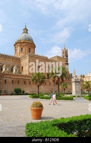 Corso Vittorio Emanuele, die Kathedrale von Palermo, Palermo, Provinz Palermo, Sizilien, Italien Stockfoto