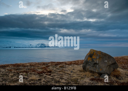 Sonnenuntergang über Skjalfandafloi Bay, Husavik, Island Stockfoto