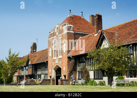 UK England Suffolk Aldeburgh Thorpeness mock Tudor Almosen Häuser Stockfoto