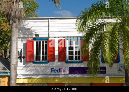 Fed-Ex-Büro im alten Lagergebäude, Redcliffe Quay, St. John's, Antigua Stockfoto