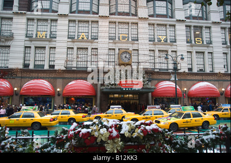 WEIHNACHTEN MACYS KAUFHAUS BROADWAY MANHATTAN NEW YORK CITY USA Stockfoto