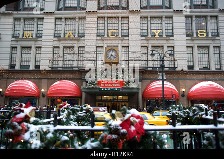 WEIHNACHTEN MACYS KAUFHAUS BROADWAY MANHATTAN NEW YORK CITY USA Stockfoto