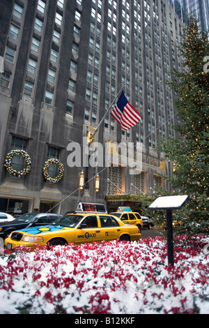 SNOWY WEIHNACHTEN WALDORF ASTORIA HOTEL PARK AVENUE MANHATTAN NEW YORK CITY USA Stockfoto