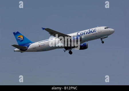 Airbus A320 von Condor Stockfoto