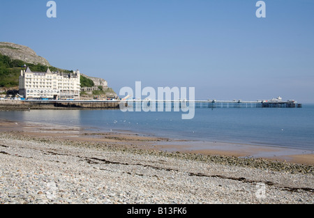 Llandudno Conwy North Wales UK kann Blick über der Nordküste zum Pier von diesem beliebten walisischen Badeort Stockfoto