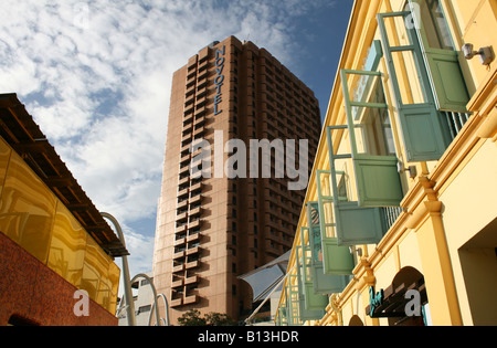 farbenfrohe Architektur in Clarke Quay Singapur April 2008 Stockfoto