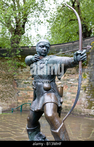 Bronzestatue von Robin Hood Nottingham UK Europe Stockfoto