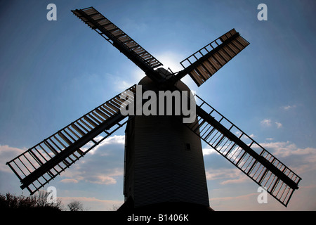 Sommertag im Jack und Jill Windmühle Clayton Village South Downs Sussex England Großbritannien UK Stockfoto