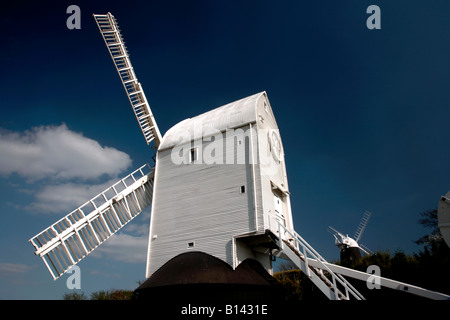 Sommertag im Jack und Jill Windmühlen Clayton Village South Downs Sussex England Großbritannien UK Stockfoto