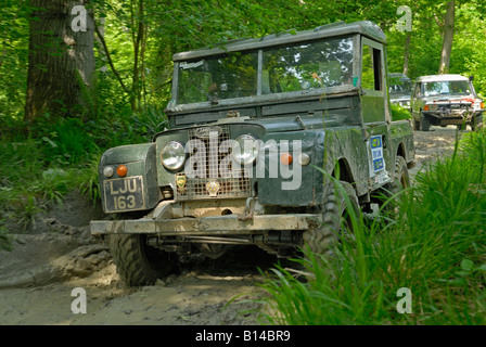 Land Rover Serie 1 86 Zoll im Wettbewerb bei der ALRC nationalen 2008 RTV-Verhandlung. Stockfoto