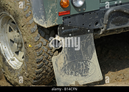 Land Rover Defender 90 im Wettbewerb bei der ALRC nationalen 2008 RTV-Verhandlung. Stockfoto