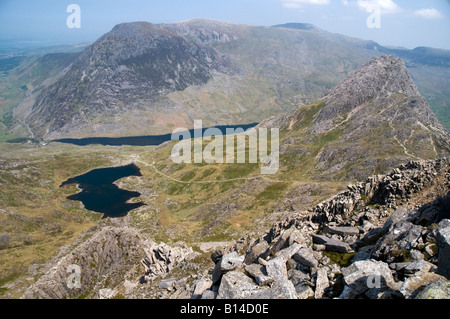 Llyn Bochlwyd und Llyn Ogwen. Stift yr OLE-Wen Blick von Glyder Fach. Snowdonia-Nationalpark / Parc Cenedlaethol Eryri Stockfoto