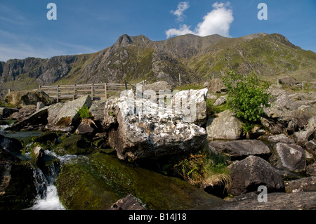 Blick auf Llyn Idwal und Y Garn. Snowdonia-Nationalpark / Parc Cenedlaethol Eryri Stockfoto