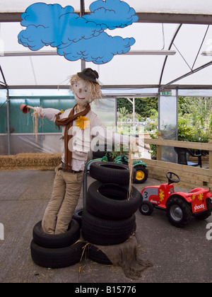 Kinder Vergnügungen in einem englischen Garten-Center Stockfoto