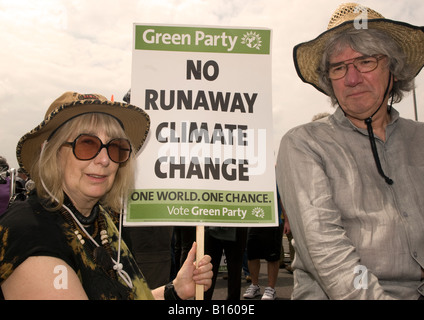 Demonstranten gegen die gehobelte 3. Heathrow Start-und Landebahn sagen eine emphatische NO an Sipson Park, UK, 30. Mai 2008 Stockfoto