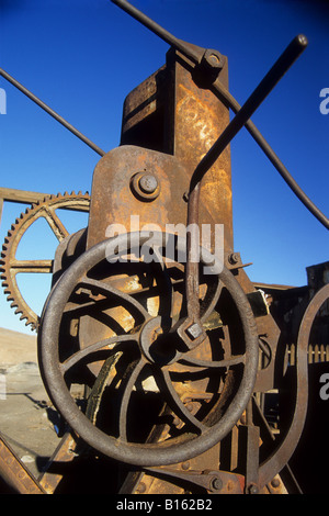 Rostenden Kran in die verlassenen Bergwerk Humberstone, in der Nähe von Iquique, Chile Stockfoto