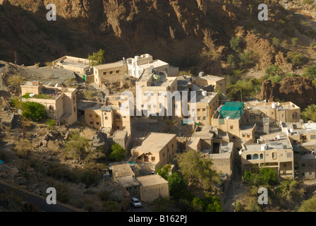 Morgenlicht an das Dorf Sallut im Bereich von Jabal al Akhdar des Hadjar-Gebirges in Oman Stockfoto