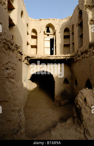 Die zerstörte Stadt von Manah, in der Nähe von Nizwa im Sultanat Oman. Stockfoto