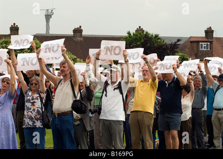 Demonstranten gegen die gehobelte 3. Heathrow Start-und Landebahn sagen eine emphatische NO Sipson Park 30. Mai 2008 Stockfoto