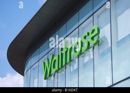 Waitrose-Supermarkt zu signieren, King Edward Court Shopping Centre, Windsor, Berkshire, England, Vereinigtes Königreich Stockfoto