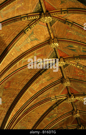 Von Chester, England. Die dekorative geschnitzte Decke über der Lady Chapel der Kathedrale von Chester. Stockfoto