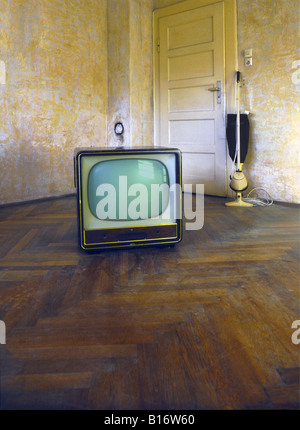 Broadcast, Fernsehen, TV-Gerät, Typ AEG, Deutschland, 1955, Stockfoto