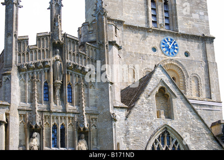 St. Johannes der Täufer-Kirche, Burford, Oxfordshire, England, Vereinigtes Königreich Stockfoto