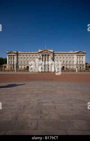 Buckingham Palace, königliche Residenz von Queen Elizabeth II wenn in London. Stockfoto