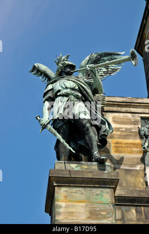 Niederwald Denkmal Denkmal, die Krieg-Statue in der Nähe von Rüdesheim, Deutschland. Stockfoto