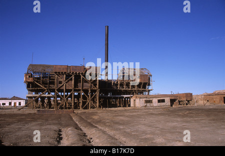 Verarbeitungsbetrieb in verlassenen Nitrat Bergbau Stadt Santa Laura, in der Nähe von Iquique, Chile Stockfoto