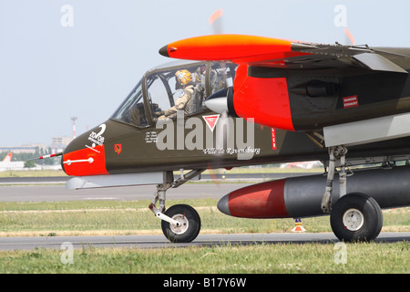 North American OV-10 Bronco militärisches Ziel Schlepper Flugzeug airplane Stockfoto