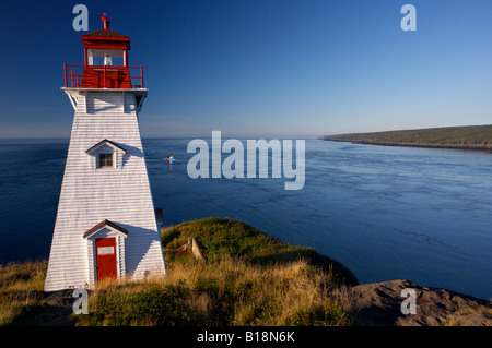 Boar es Head Ligthhouse auf Long Island, Bay Of Fundy, Digby Neck und Inseln Scenic Drive, Highway 217, Nova Scotia, Kanada. Stockfoto