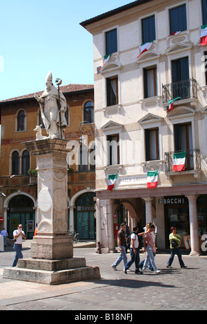 Platz in Bassano del Grappa, Veneto, Italien Stockfoto