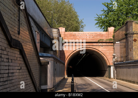 Eingang der Surrey Seite des Rotherhithe Tunnel, London
