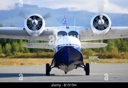 Vintage amphibische Grumman Goose Wasserflugzeug bei Pacific Coastal Airlines, Vancouver Island, British Columbia, Kanada. Stockfoto