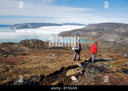 Grönland, Eqi Gletscher. Das Gebiet rund um den Gletscher bietet fantastische trekking Chancen auf die umliegenden Gletscher. Stockfoto