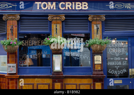 Äußere Tom Cribb Kneipe in Panton Street, London, England, UK Stockfoto