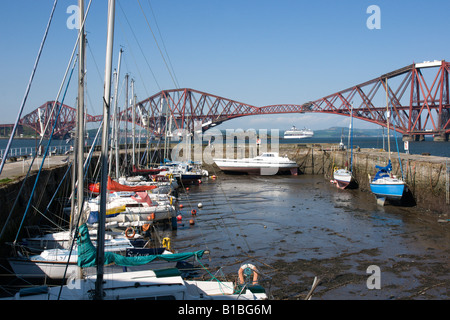 South Queensferry nr Edinburgh Schottland Hafen für Yachthafen bei Ebbe Stockfoto