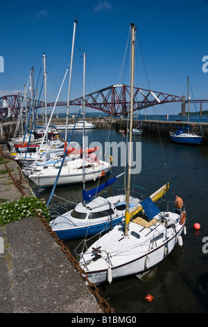 South Queensferry nr Edinburgh Schottland Hafen für Yachthafen Stockfoto